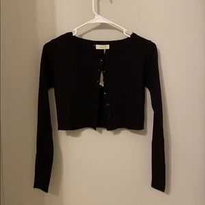 Cropped black camisole